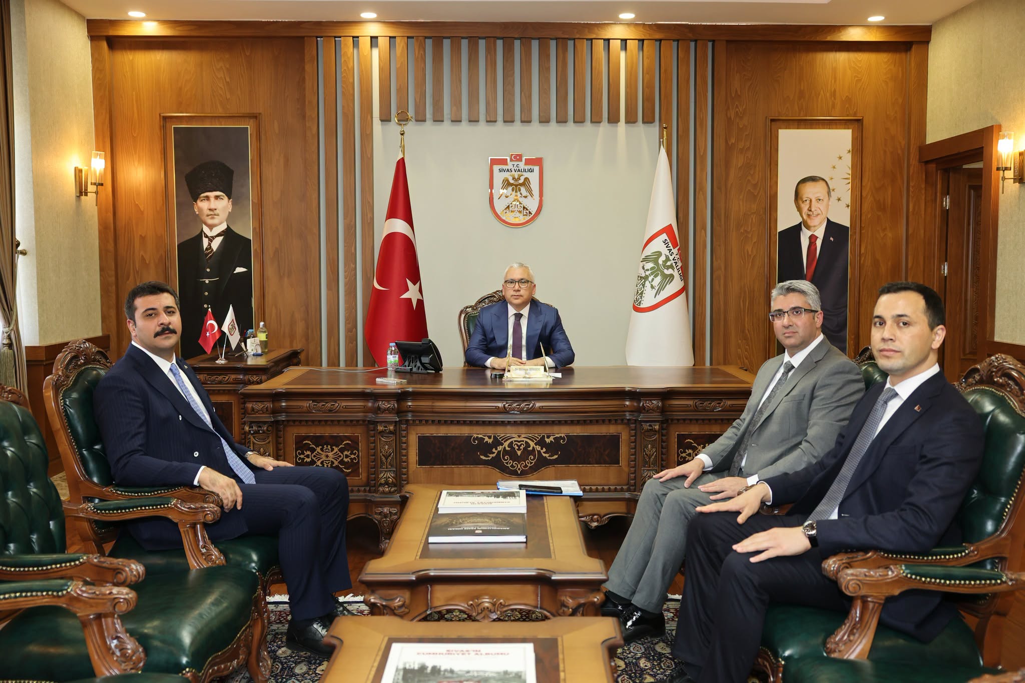 Sivas Valisi Yılmaz Şimşek, Kaymakamları Makamında Kabul Etti