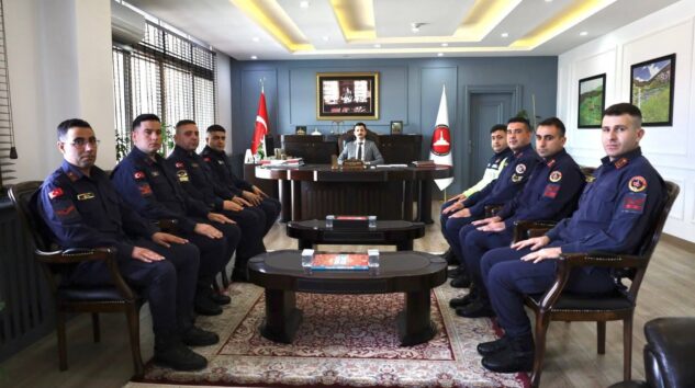 KAYMAKAM KUKUŞ’TAN JANDARMA PERSONELİNE BAŞARI BELGESİ